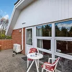 Lovely Home In Ringkobing With Sauna Casa vacanze
